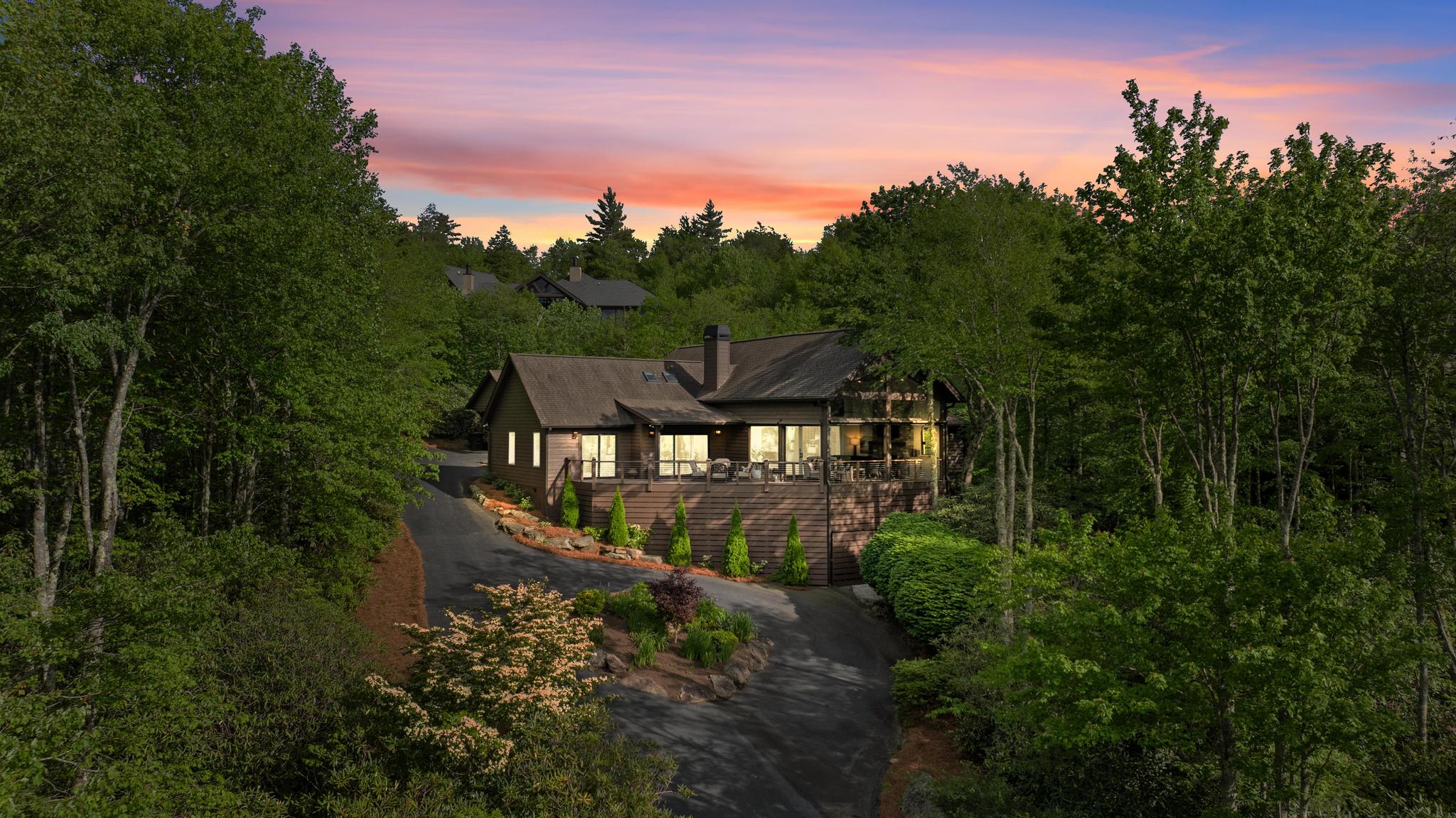 108 W View Way