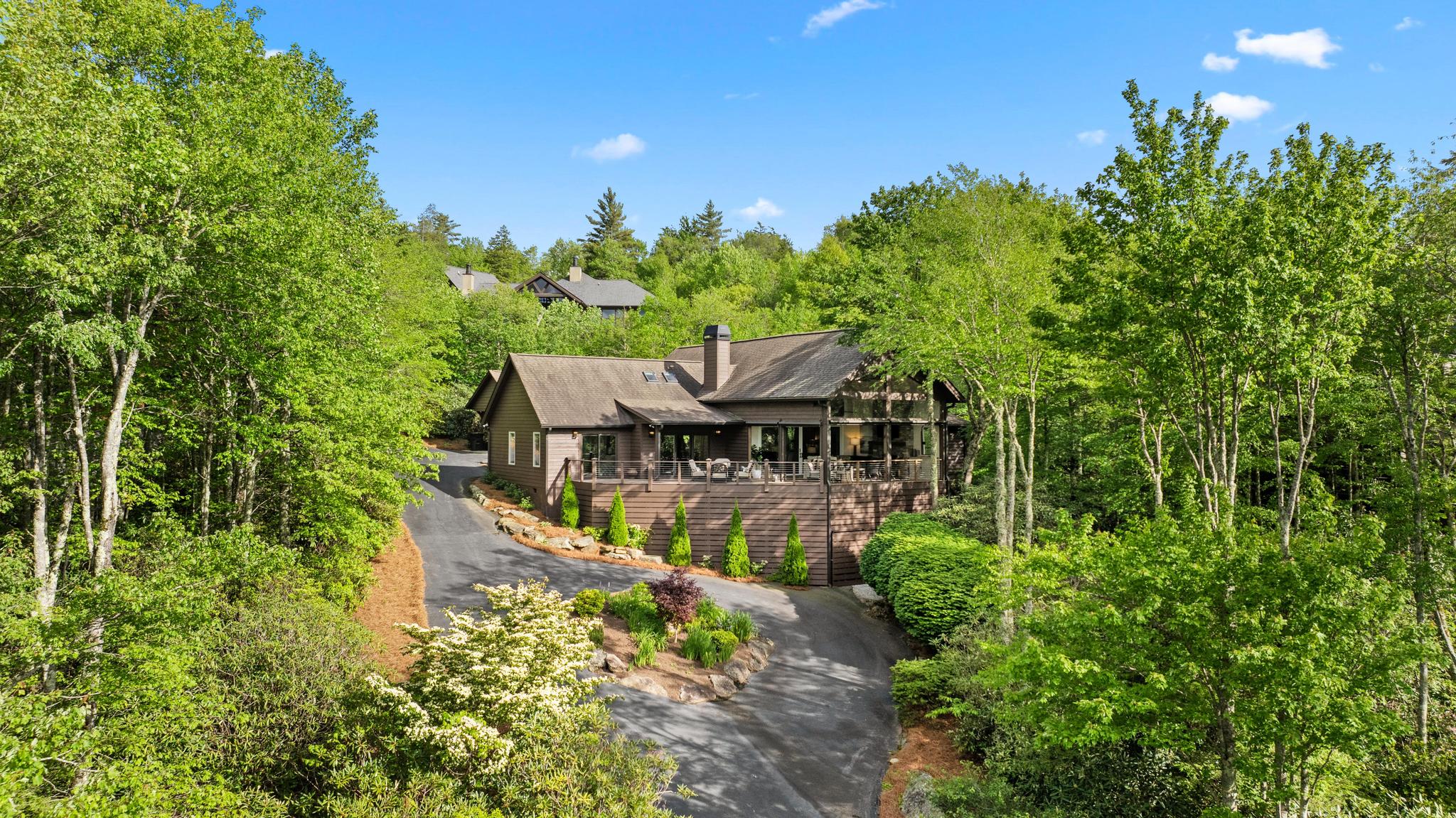 108 W View Way
