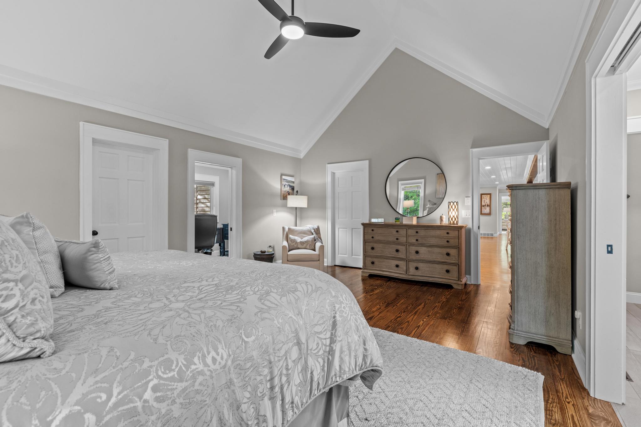108 W View Way