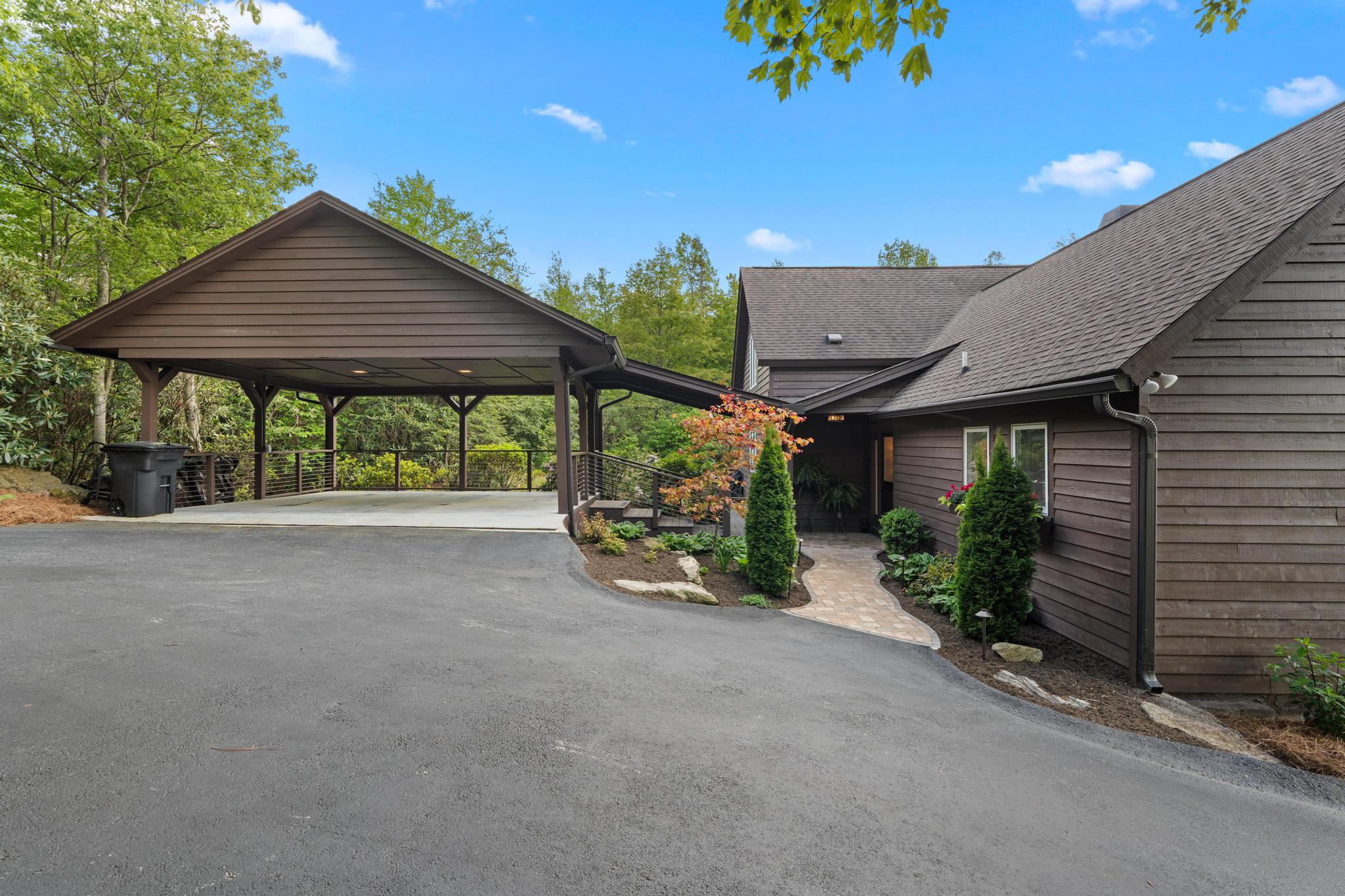 108 W View Way