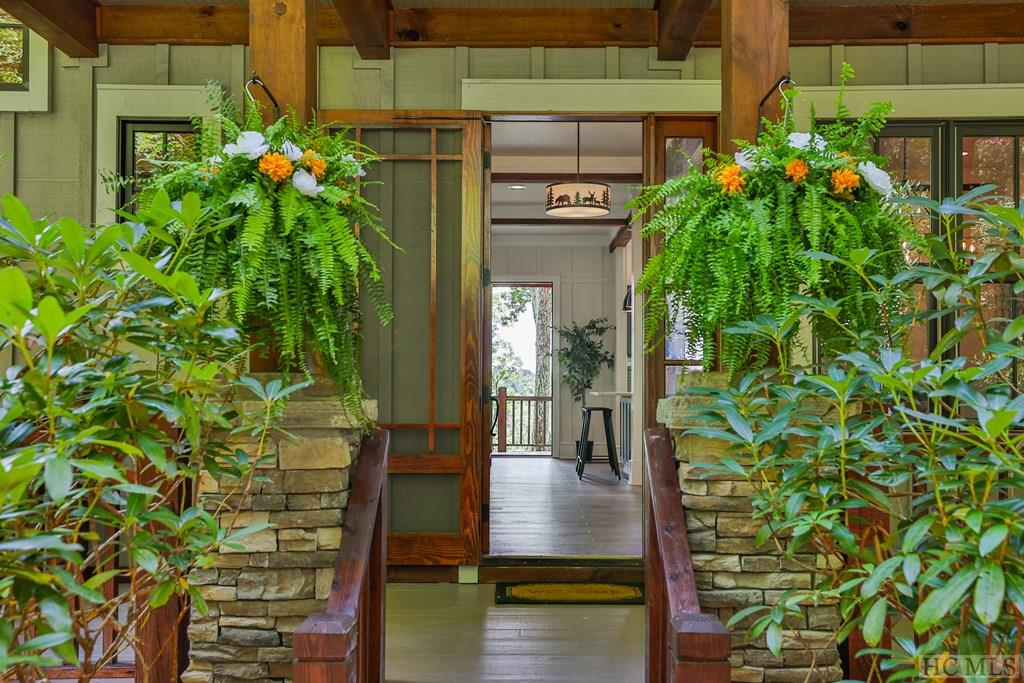 48 Bearfoot Lane