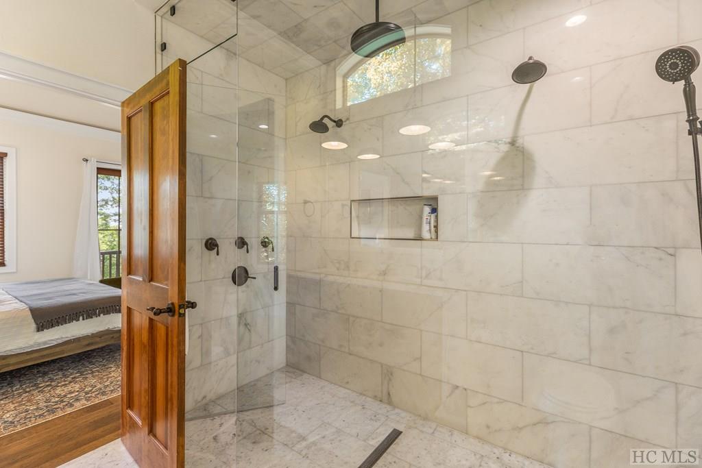 48 Bearfoot Lane