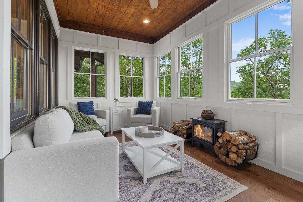 48 Bearfoot Lane