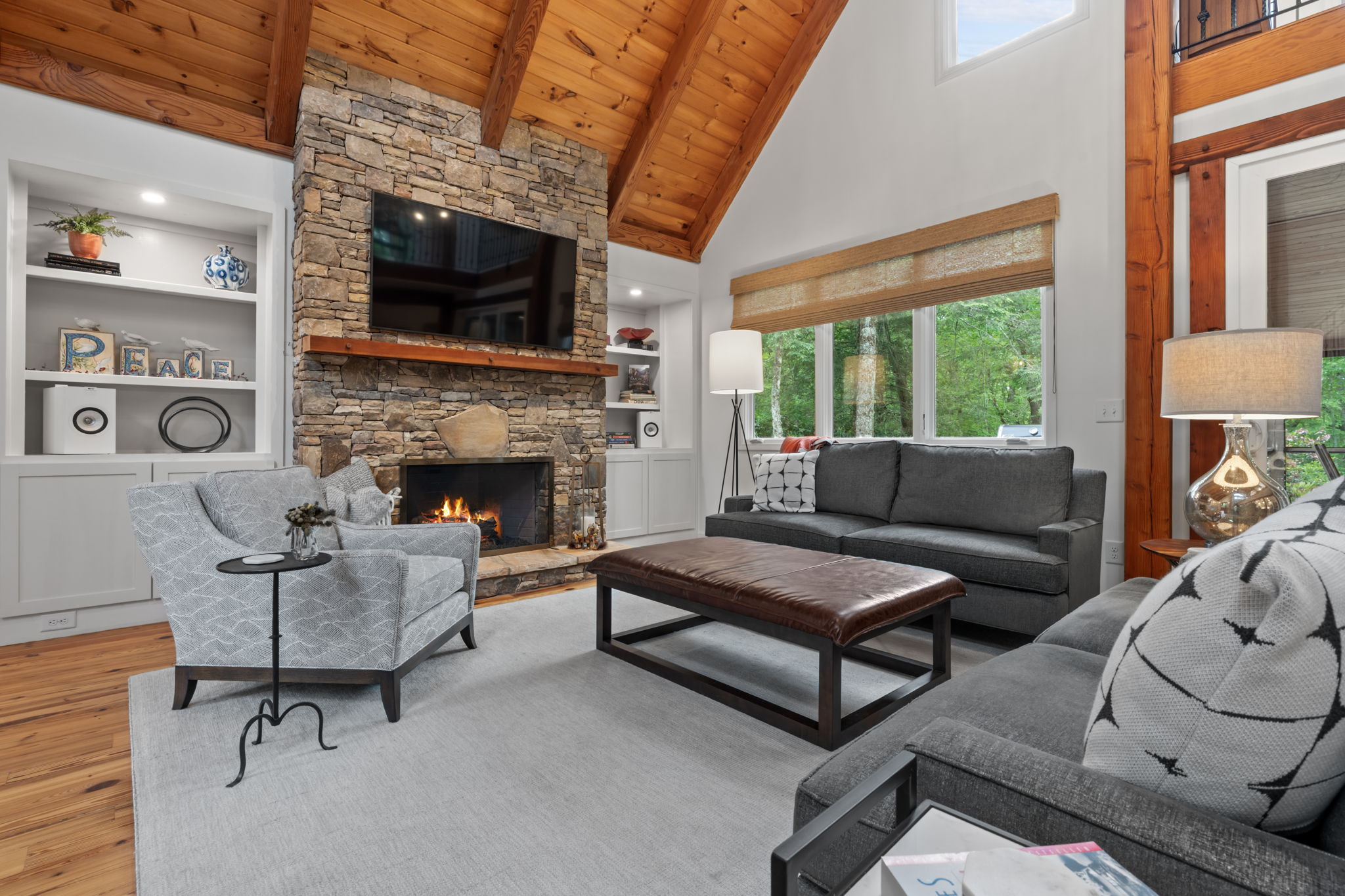891 Crescent Trail