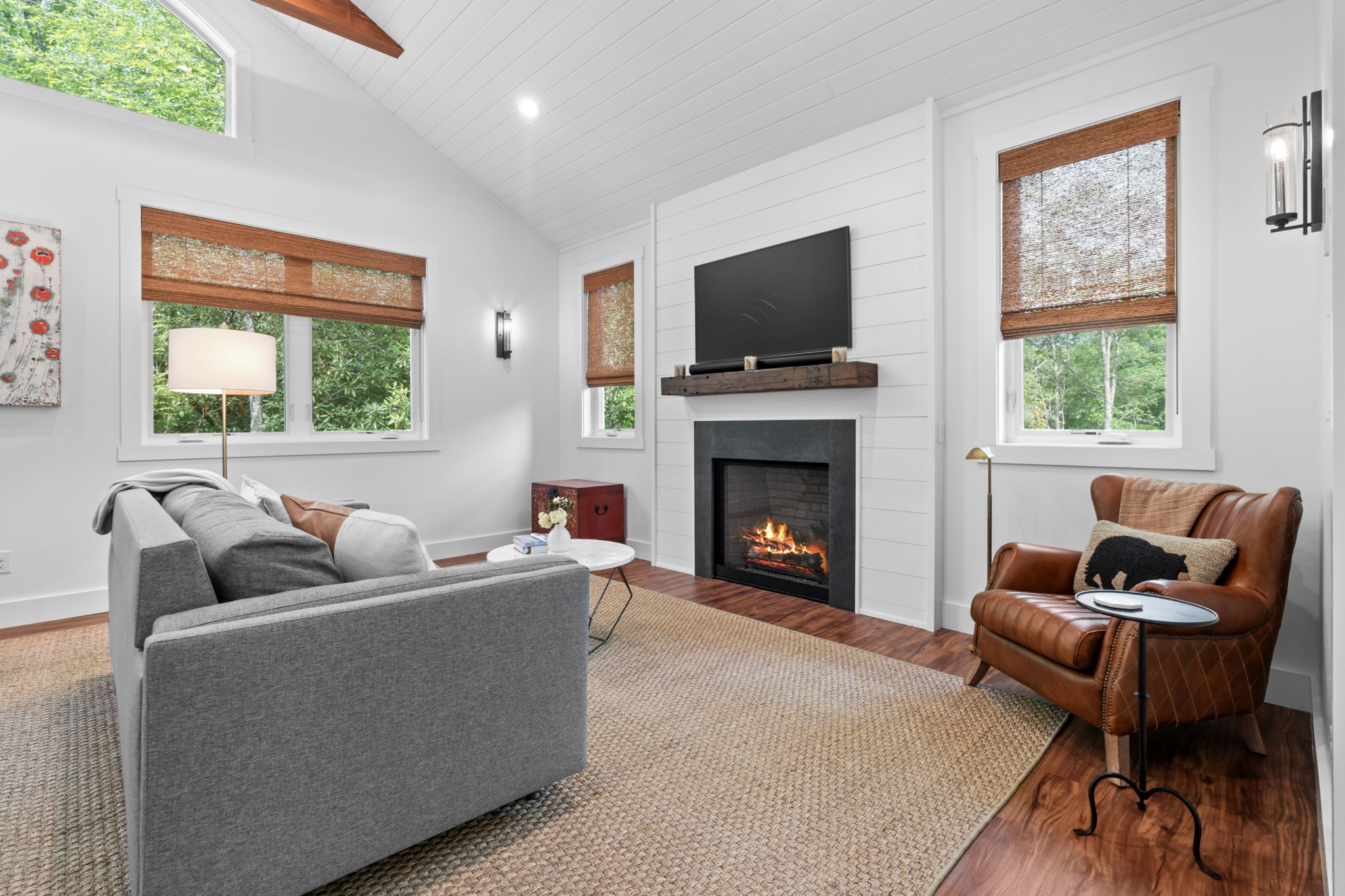 891 Crescent Trail