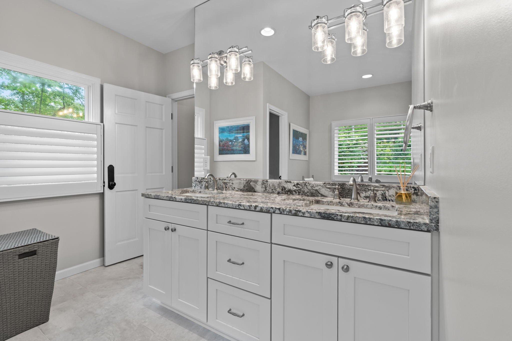 891 Crescent Trail