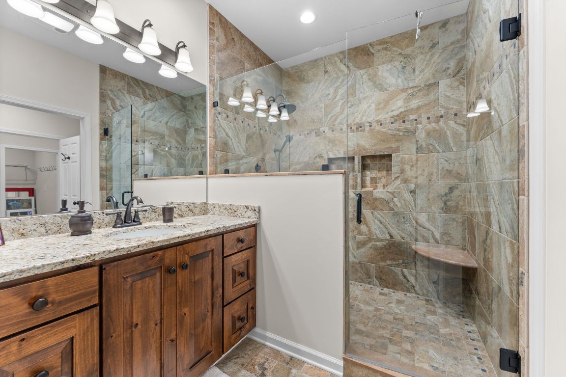 16 Hemlock Way