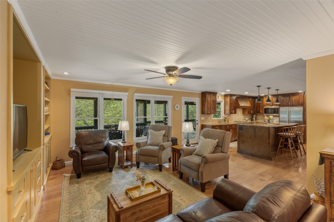 3175 Clear Creek Road