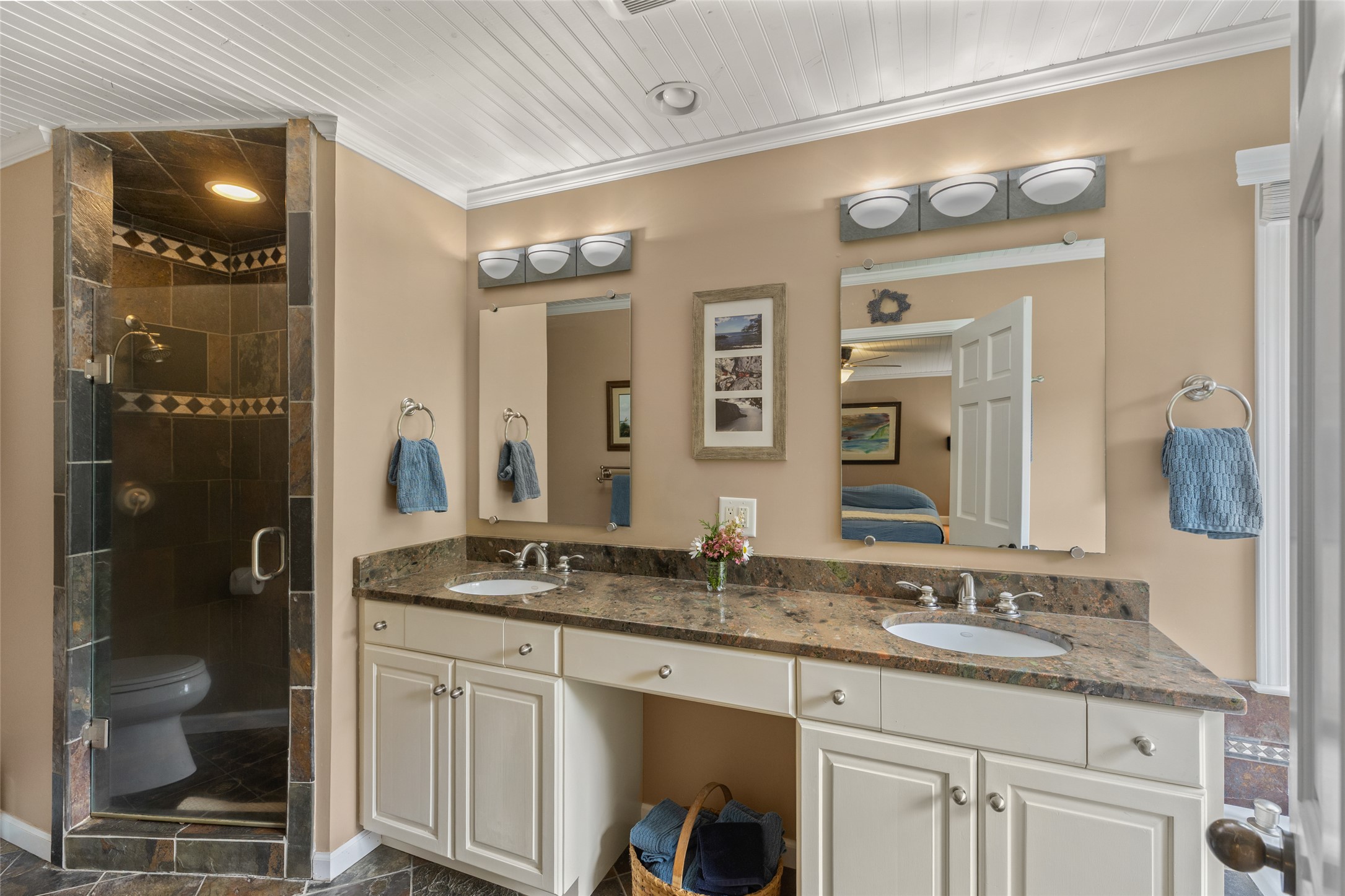 3175 Clear Creek Road