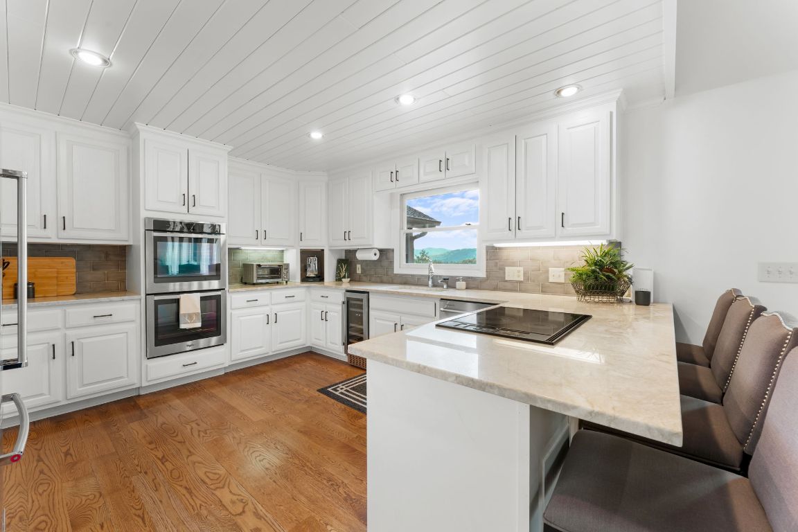 1031 W Rochester Drive