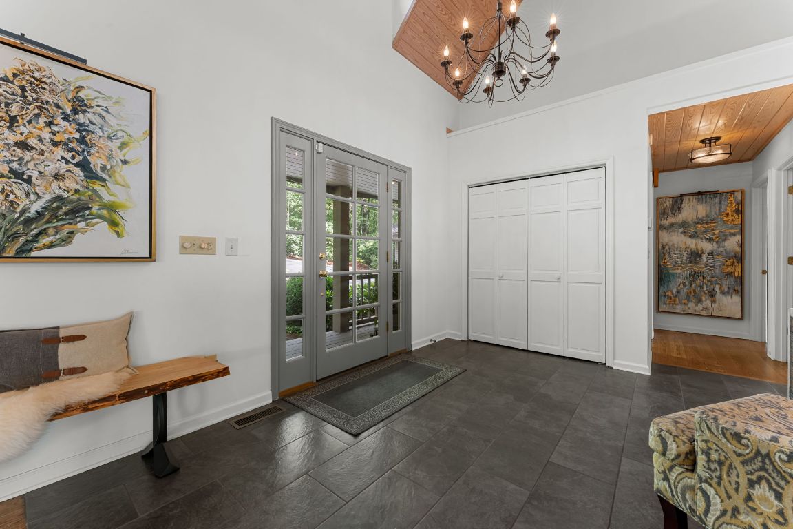 1031 W Rochester Drive