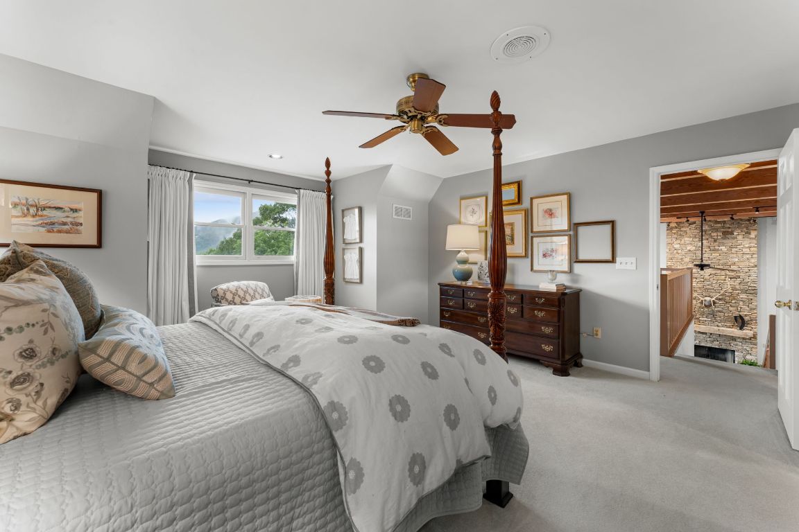 1031 W Rochester Drive