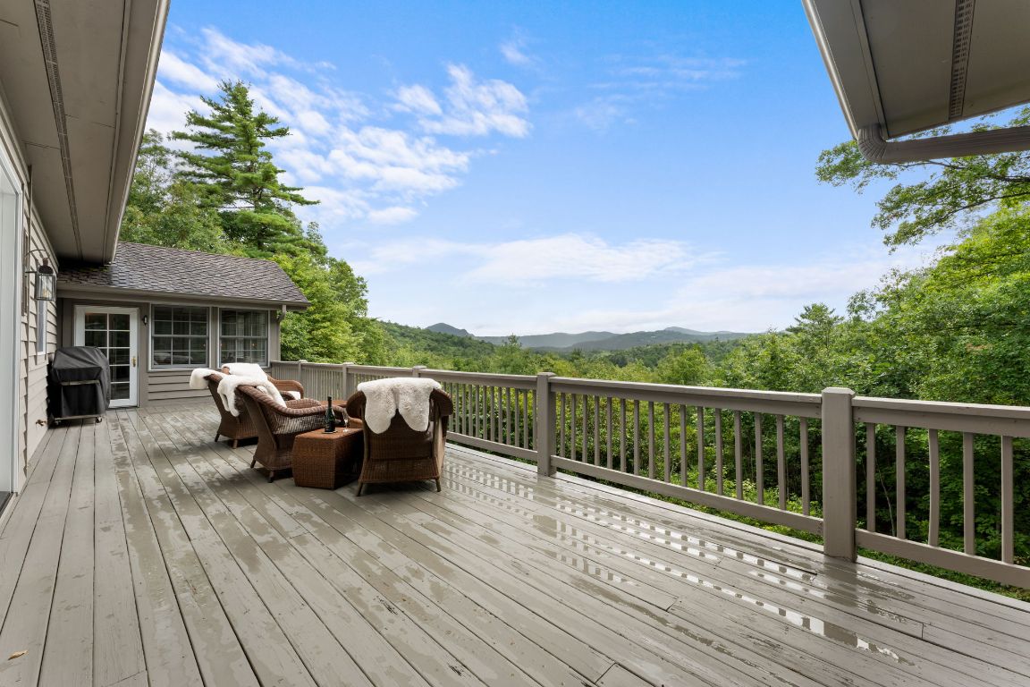 1031 W Rochester Drive