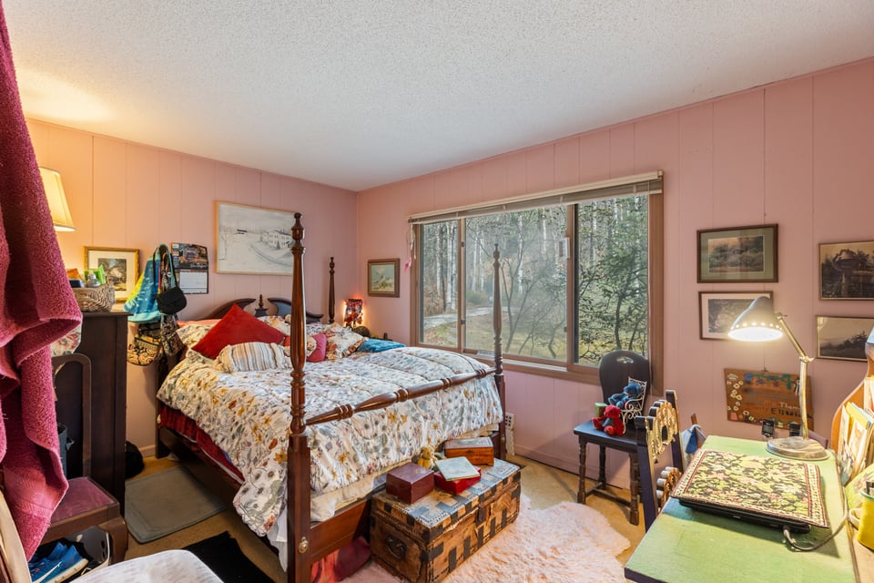 1696 Clear Creek Road