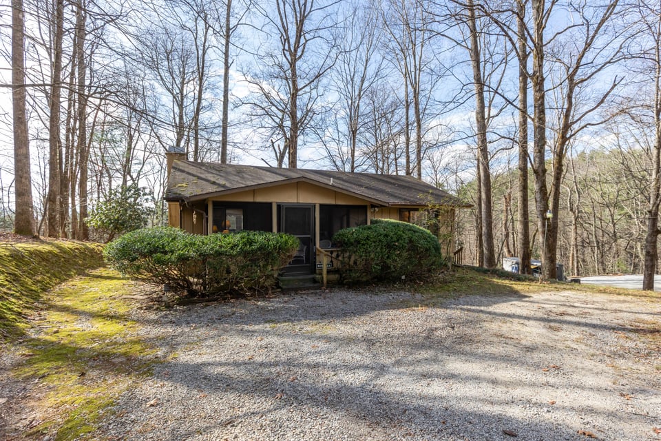 1696 Clear Creek Road