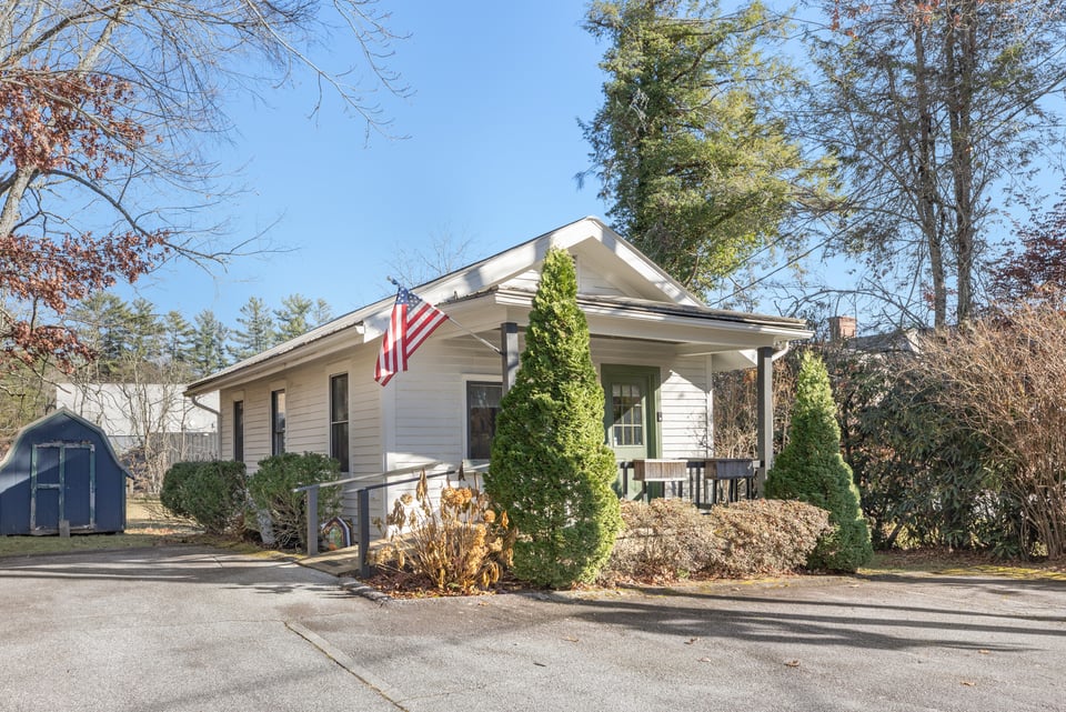 641 N 4th Street