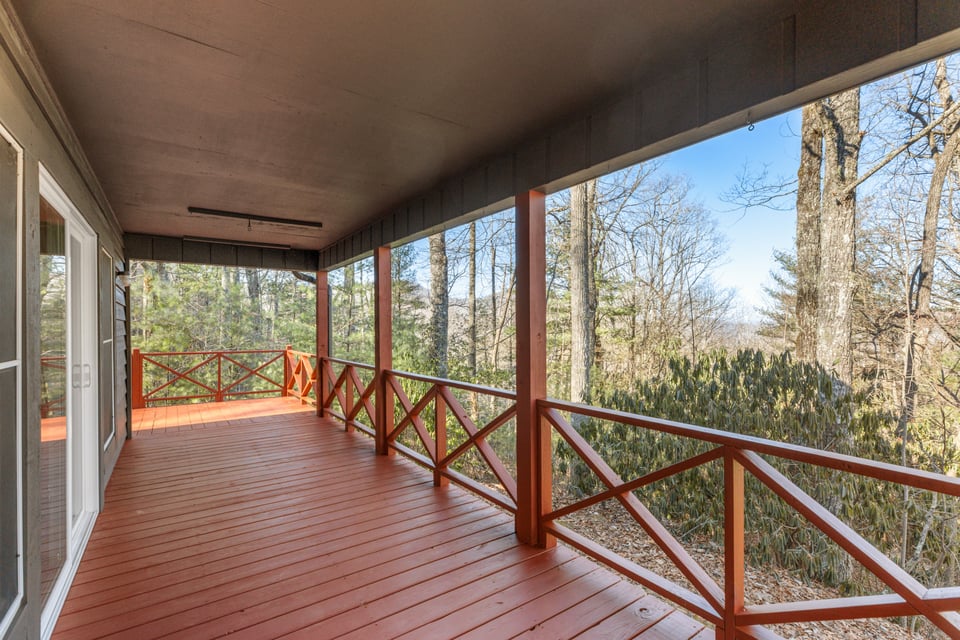795 Buck Falls Road
