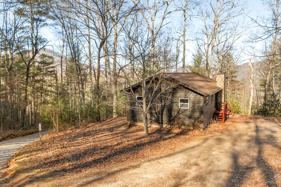 795 Buck Falls Road