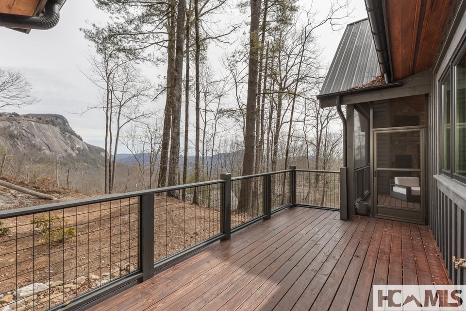 692 Lost Trail