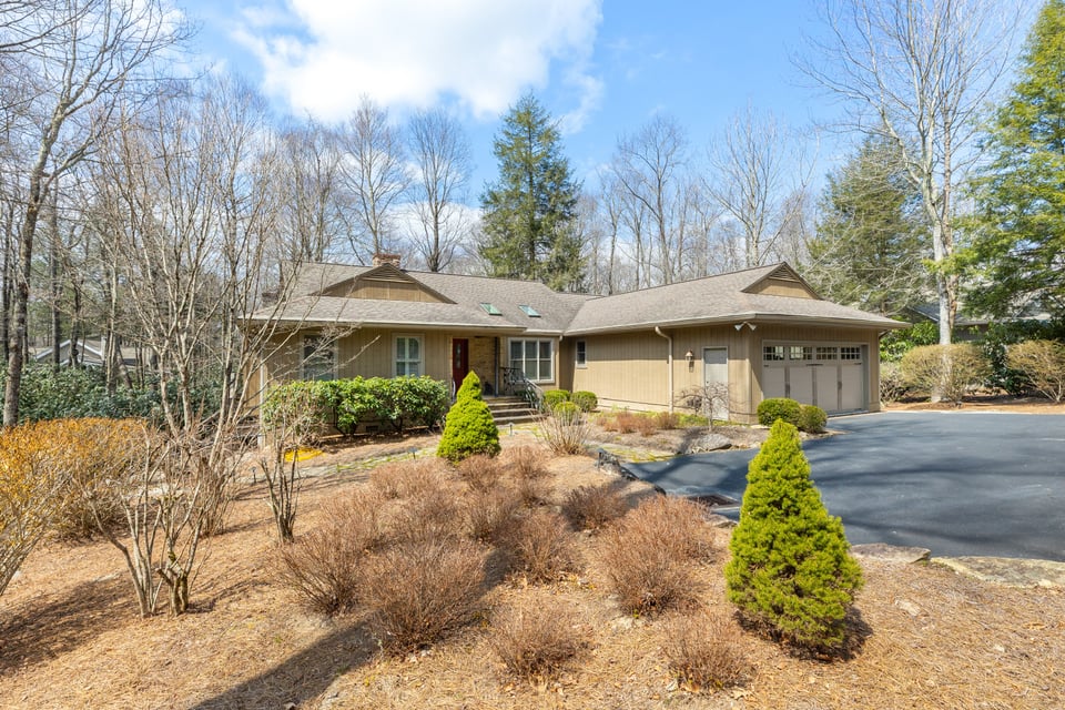174 Garnet Rock Trail