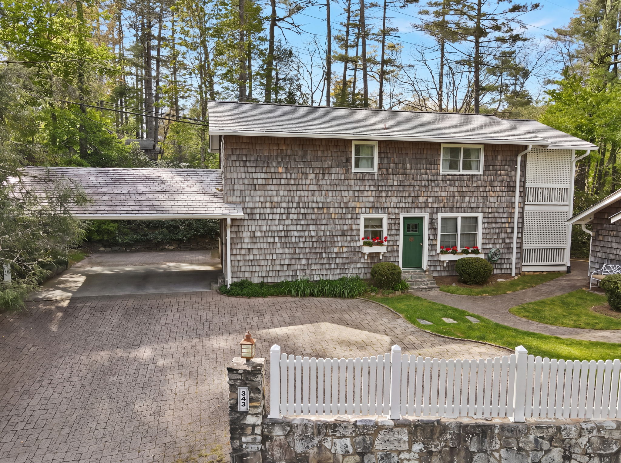 343 Cullasaja Drive