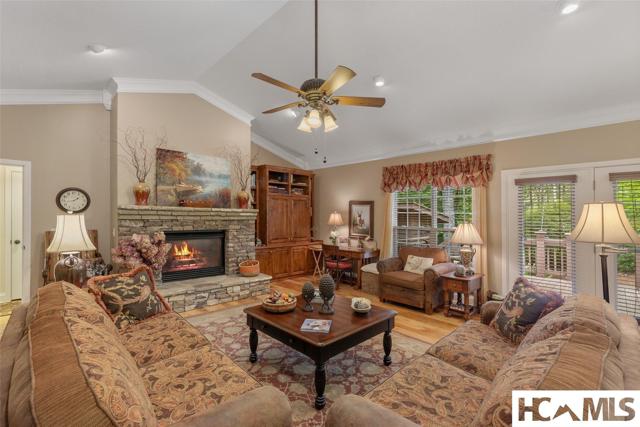 141 Dolly Lane