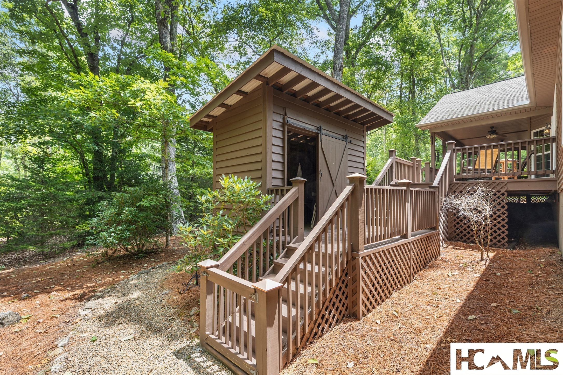 141 Dolly Lane