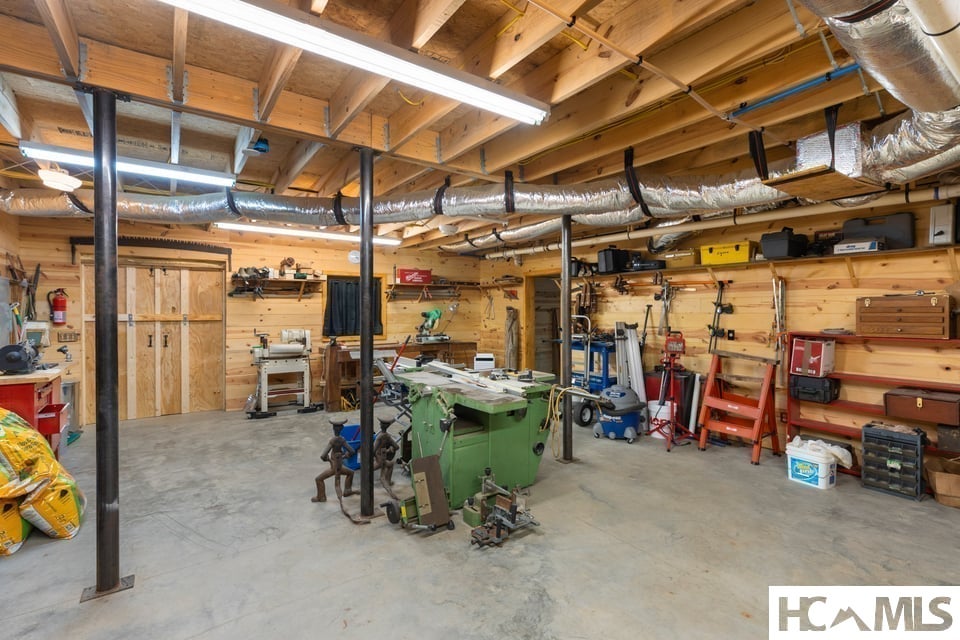 4435 Flat Mountain Road