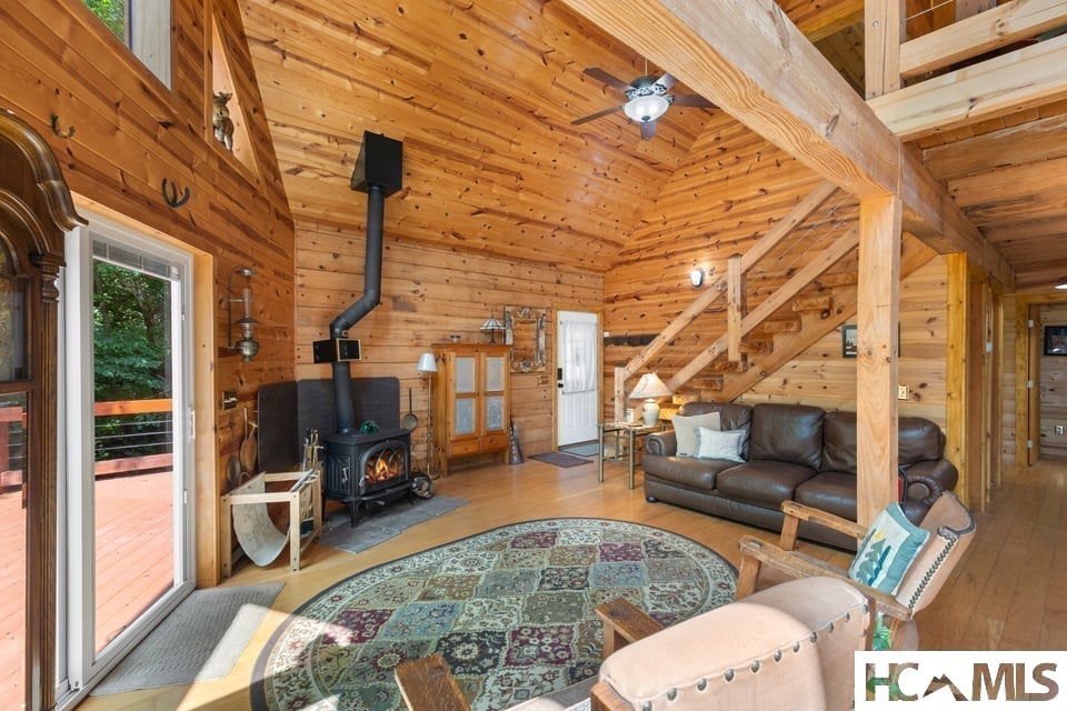 4435 Flat Mountain Road