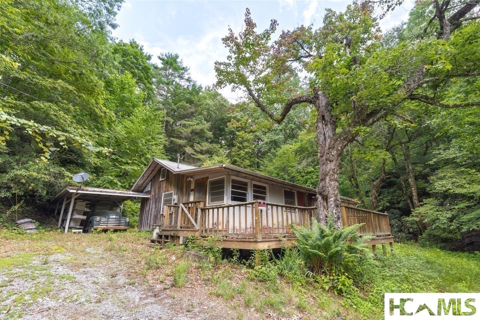 4435 Flat Mountain Road