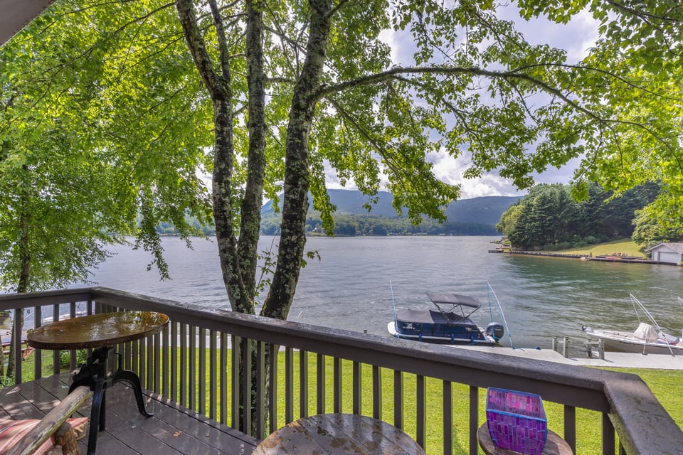 82 Innsbrook Drive