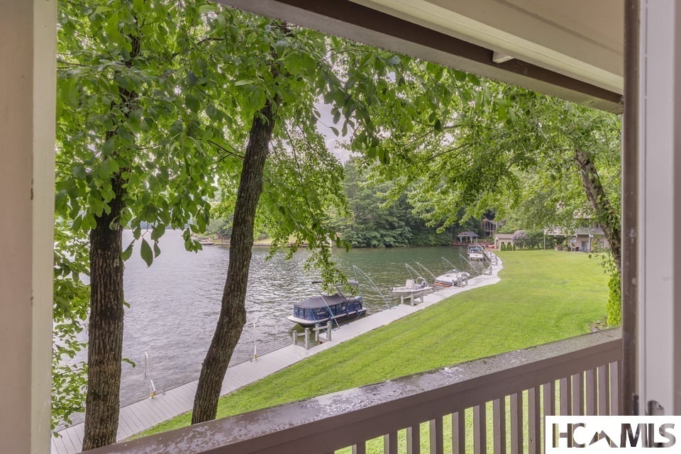 82 Innsbrook Drive
