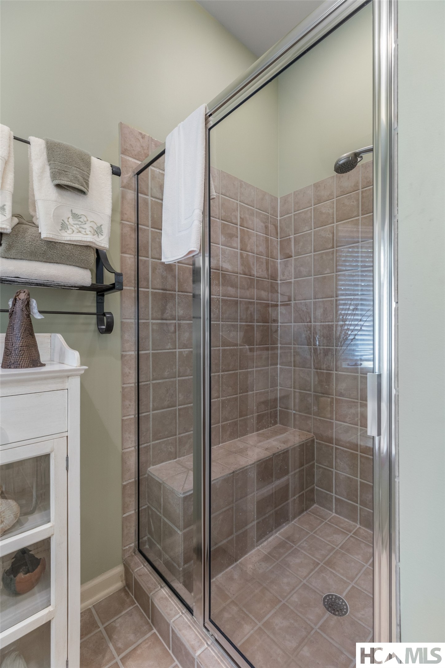 21 Crescent Trail