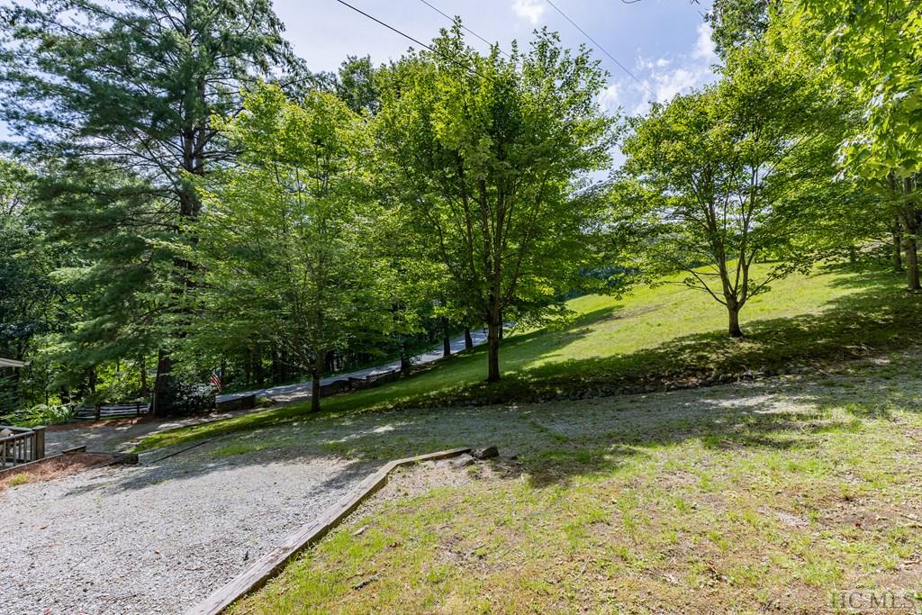 1465 Bee Tree Road