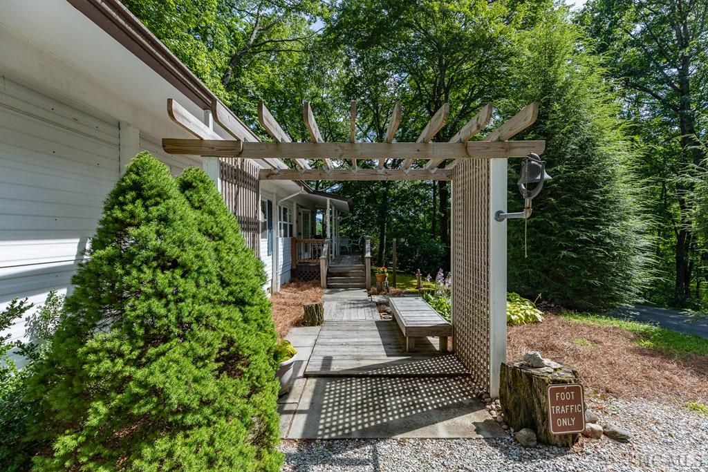 1465 Bee Tree Road