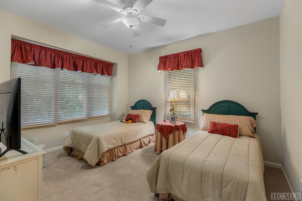 16 Hemlock Way