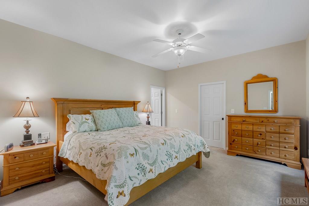 16 Hemlock Way