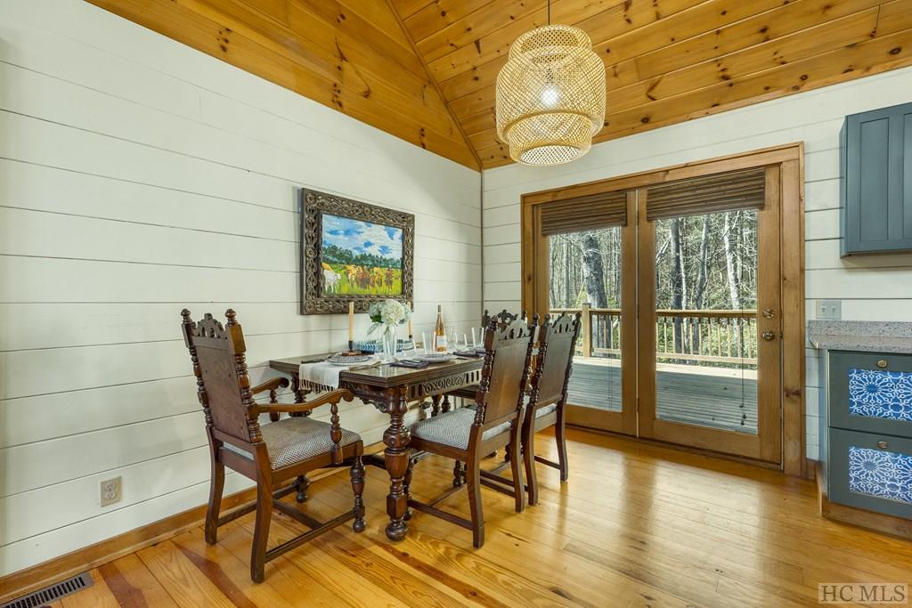275 Catesby Trail