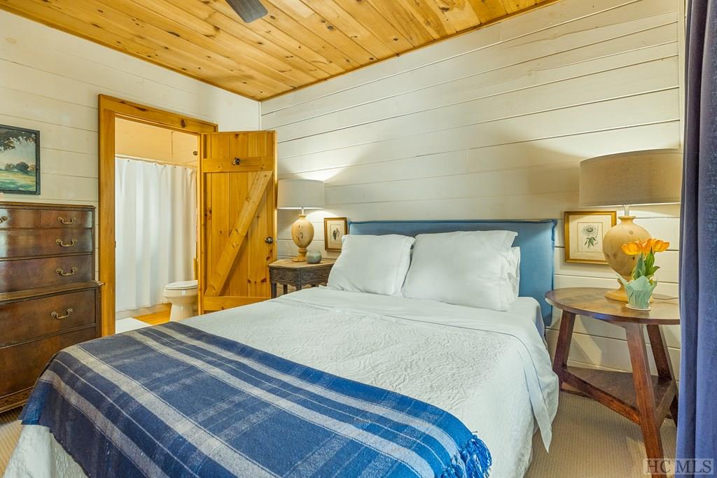 275 Catesby Trail
