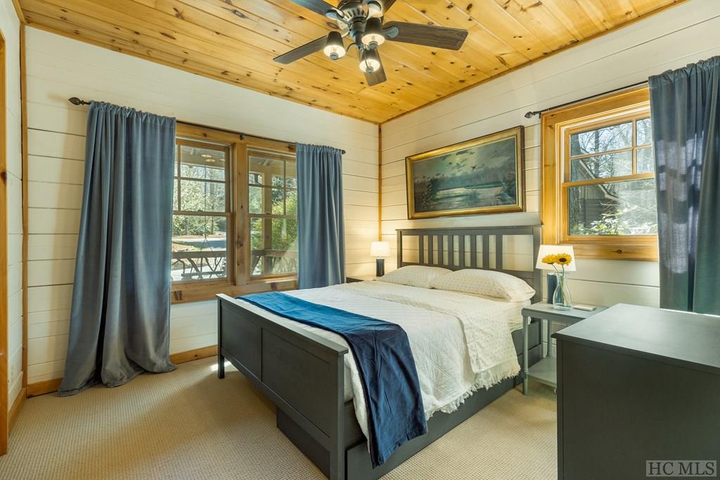 275 Catesby Trail
