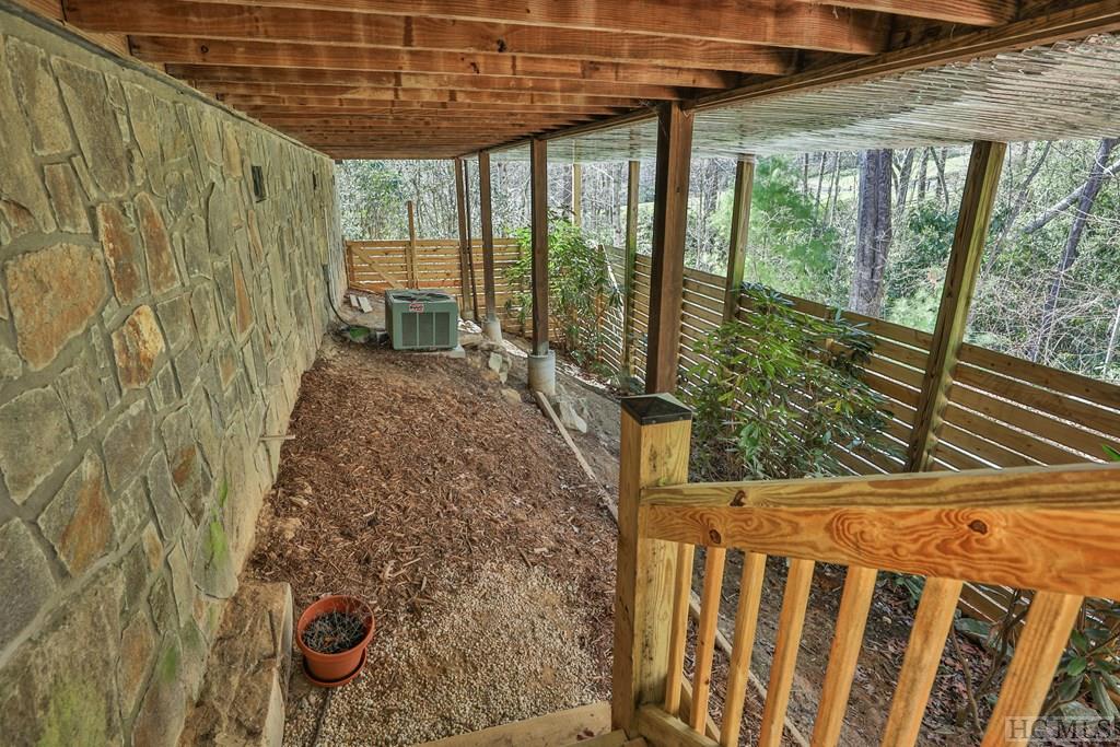 275 Catesby Trail