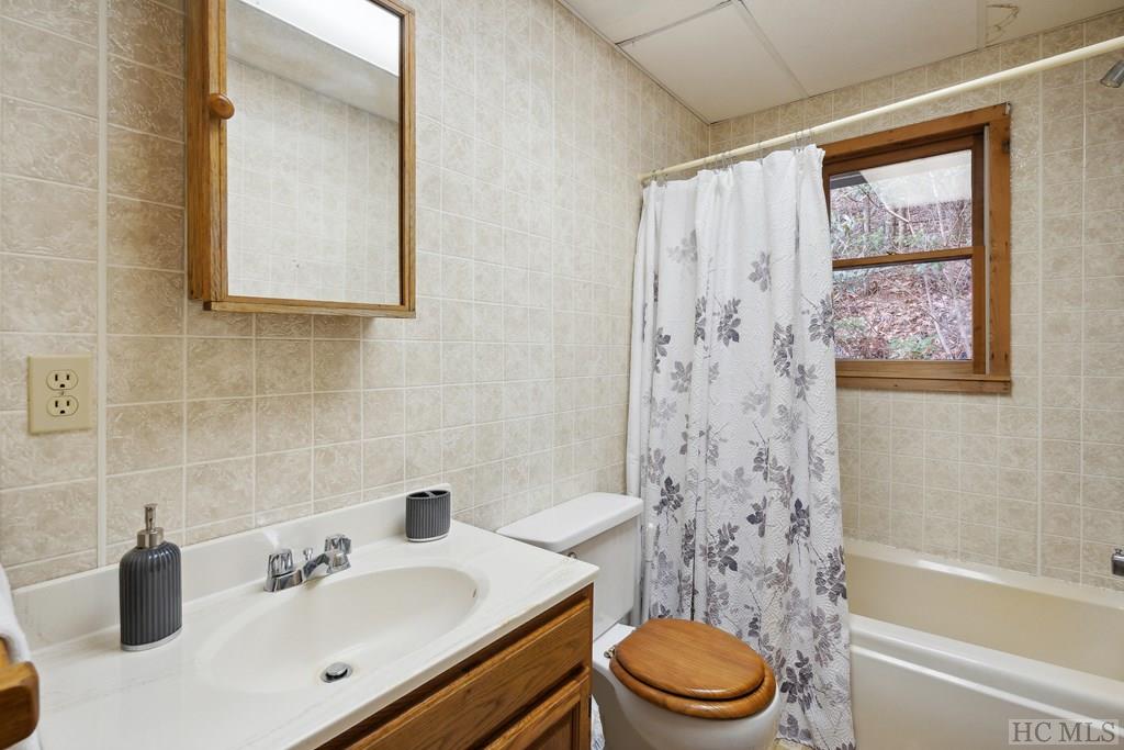 348 Doe Falls Road