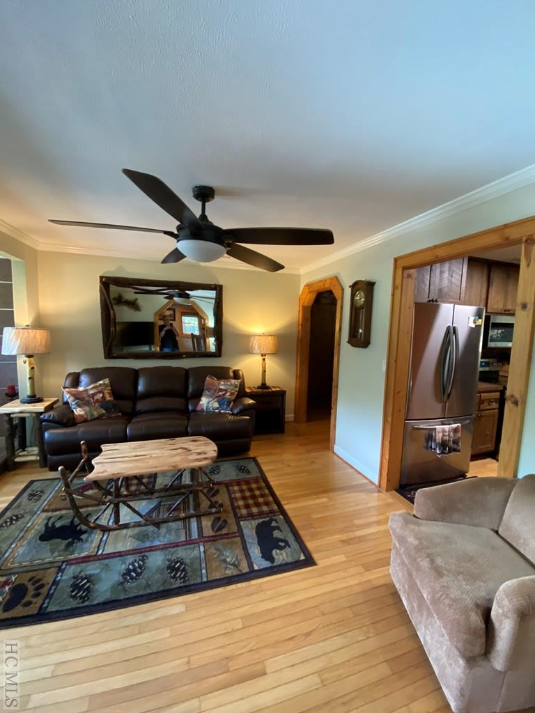 10121 Dillard Road