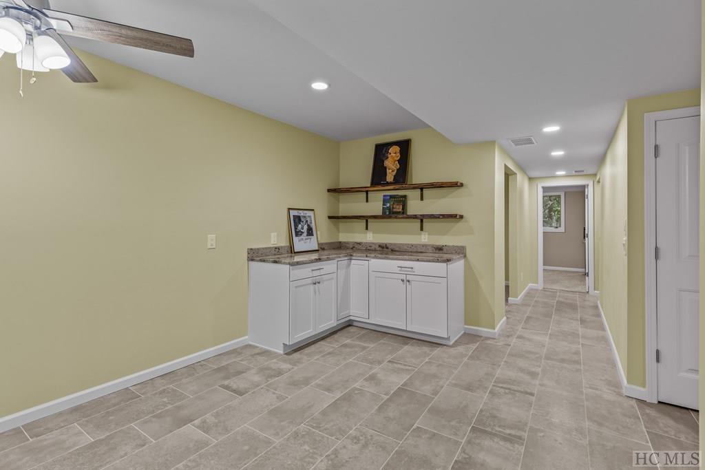 703 Dog Mountain Road
