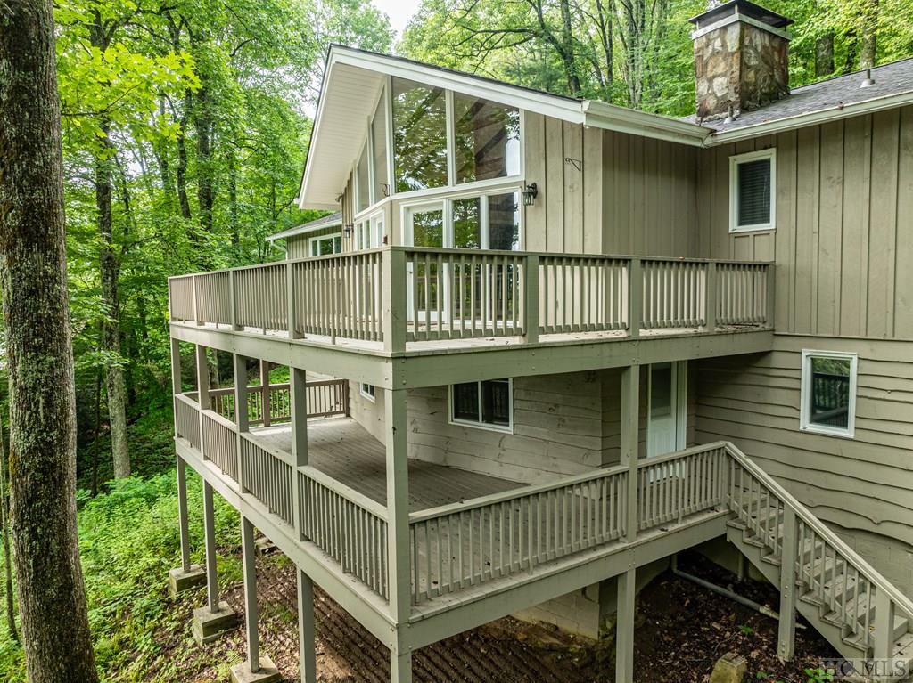 703 Dog Mountain Road
