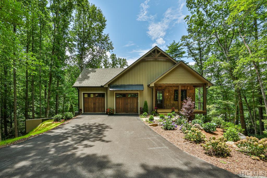 214 Shelby Circle South