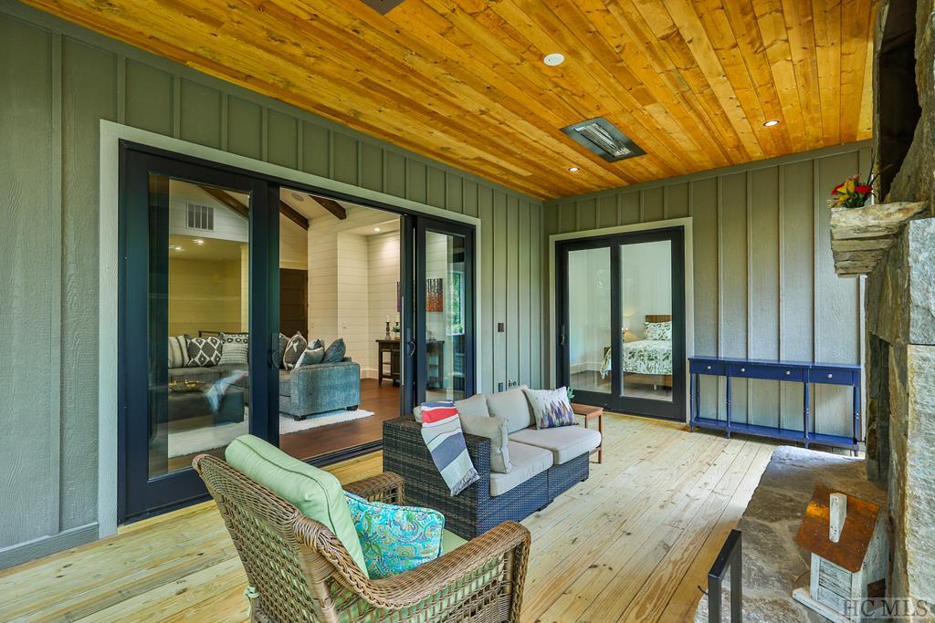 214 Shelby Circle South