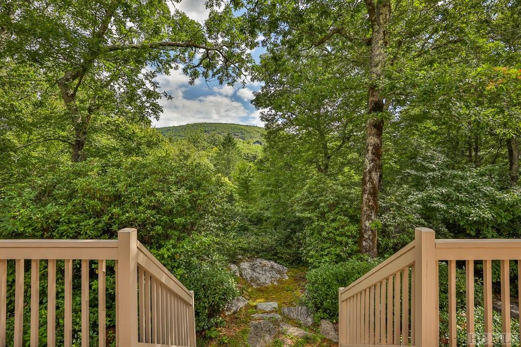 28 King Mountain Trail