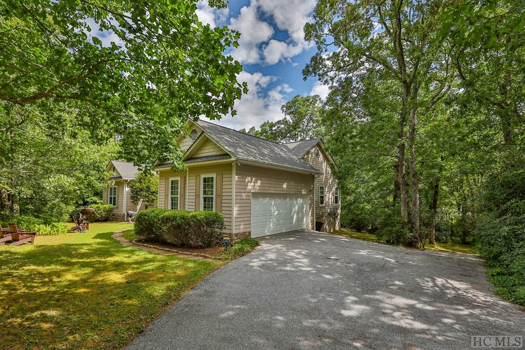 28 King Mountain Trail
