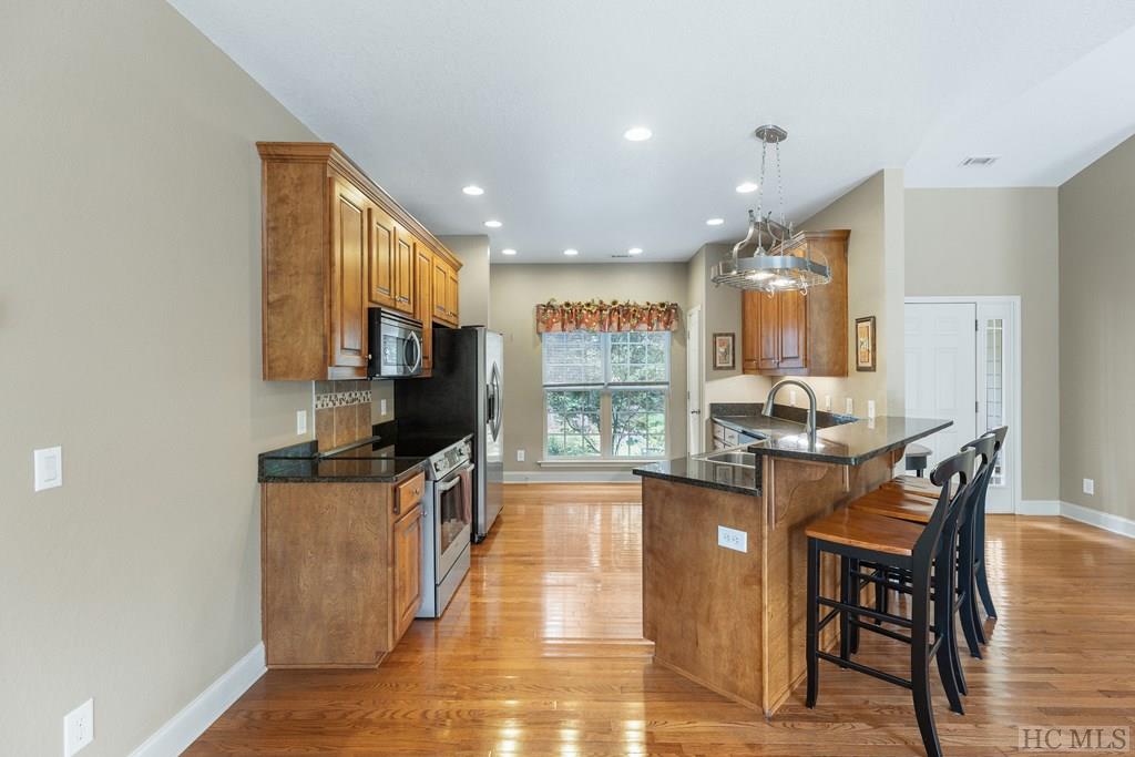 28 King Mountain Trail